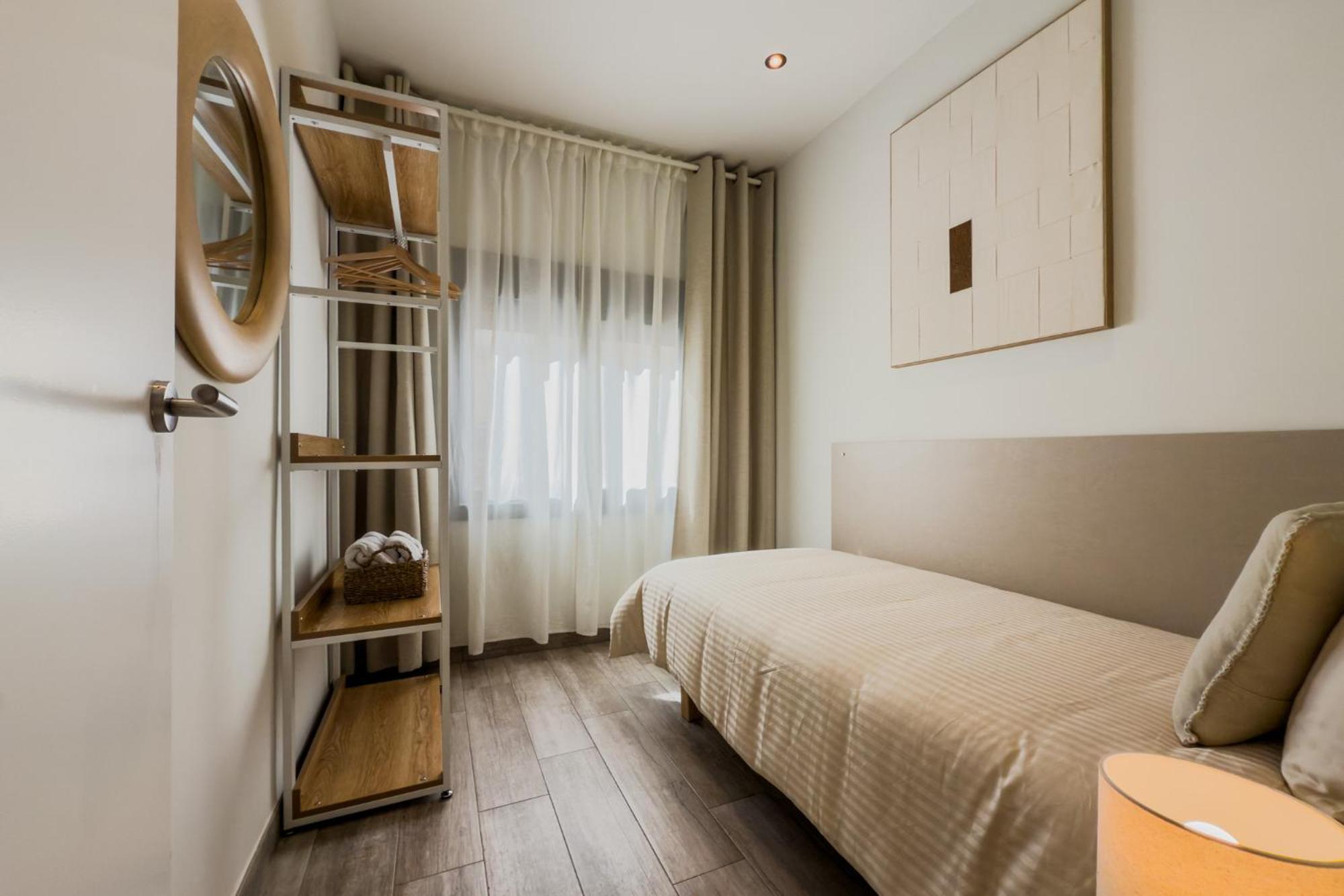Novus Homes Barcelona Santa Eulalia L'Hospitalet de Llobregat Exterior photo